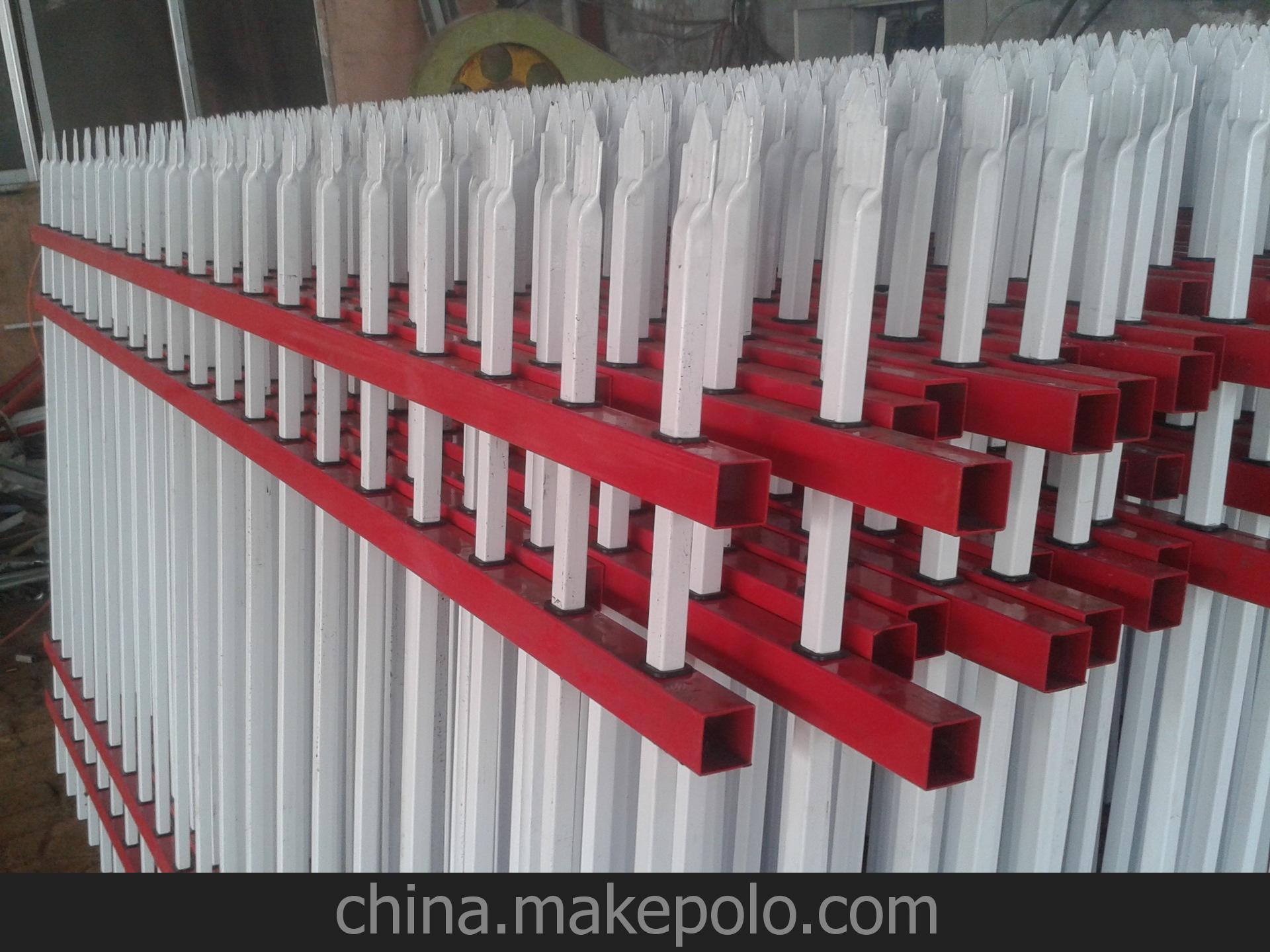 新鋼護(hù)欄網(wǎng)